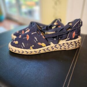 LAURA MARANA BY NOT RATED SZ 9